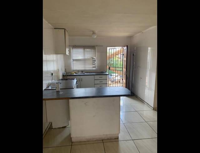2 BEDROOM PROPERTY TO RENT IN ELSBURG